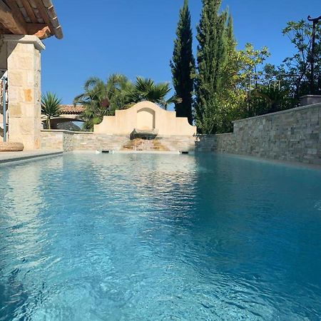 Bed and Breakfast Les 4 Elements Tourrettes-sur-Loup Zewnętrze zdjęcie