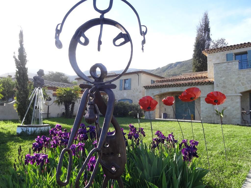 Bed and Breakfast Les 4 Elements Tourrettes-sur-Loup Zewnętrze zdjęcie