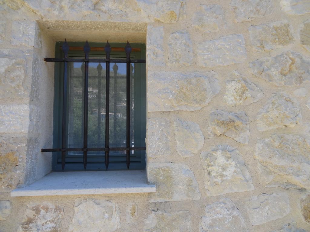 Bed and Breakfast Les 4 Elements Tourrettes-sur-Loup Zewnętrze zdjęcie