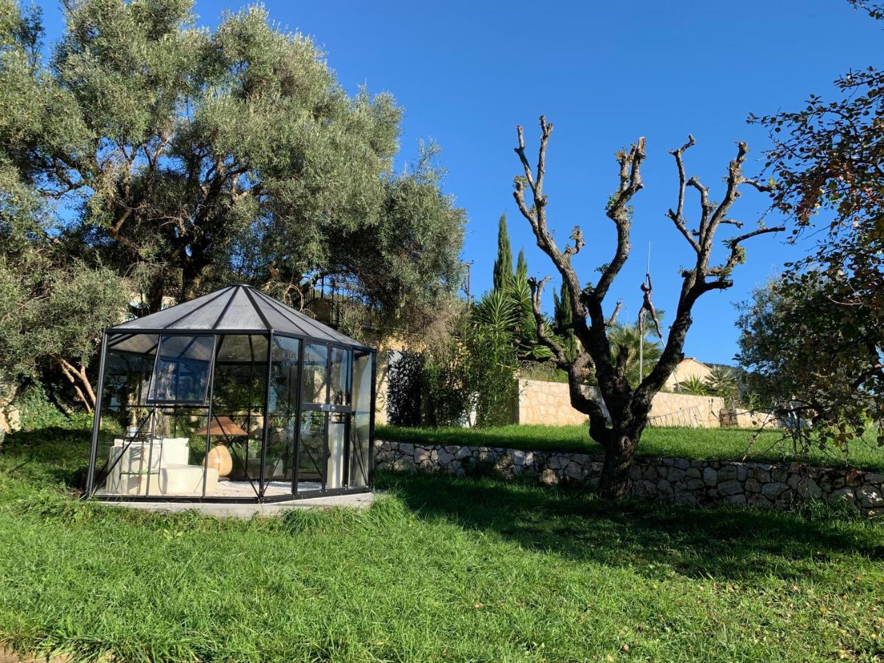 Bed and Breakfast Les 4 Elements Tourrettes-sur-Loup Zewnętrze zdjęcie